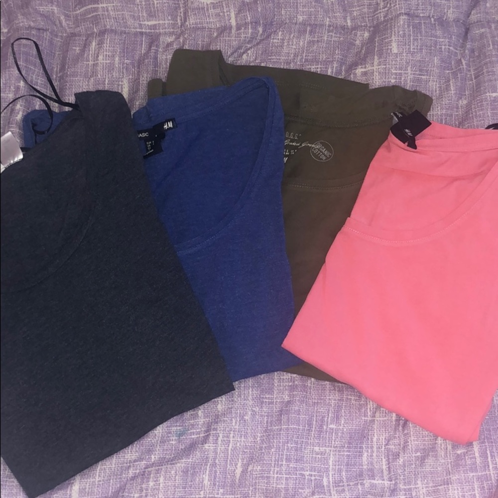 4 Basic t shirts